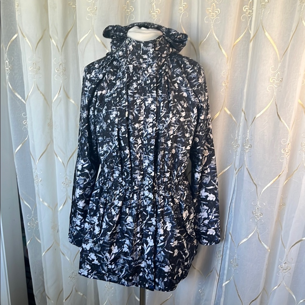 White House Black Market Lightweight Hooded Jacket